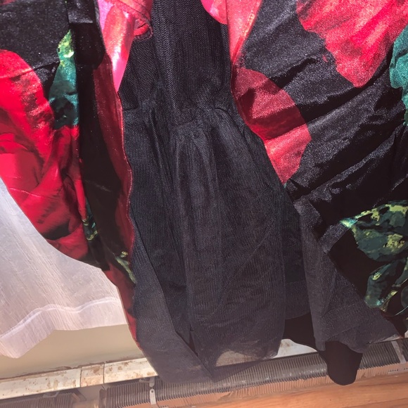 Red Roses Full Length Prom Dress - Picture 5 of 8